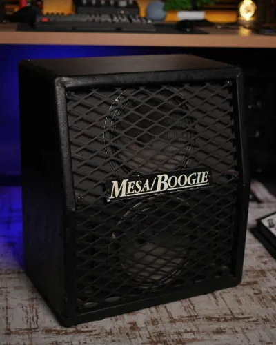 Caixa/Gabinete Vertical 2x12 Mesa Boogie