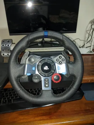 Volante Logitech G29 + Pedal (PS4/PS3/PC)