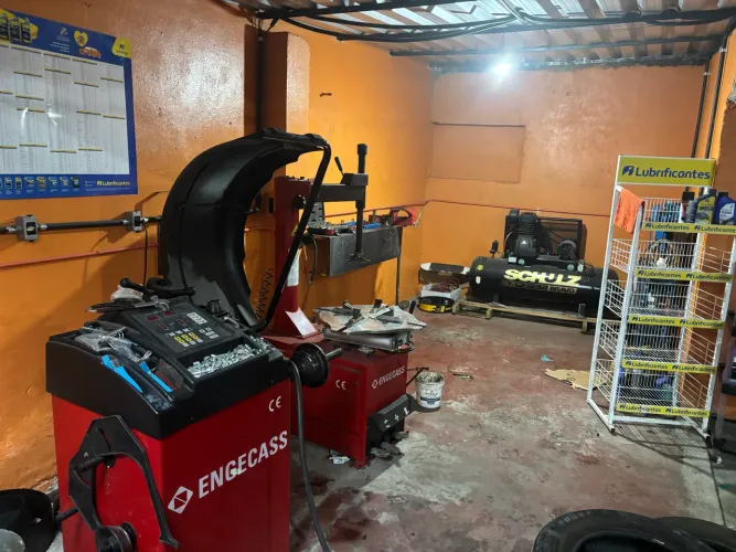 VENDA DE MÁQUINARIO PARA OFICINA AUTOMÓTIVA