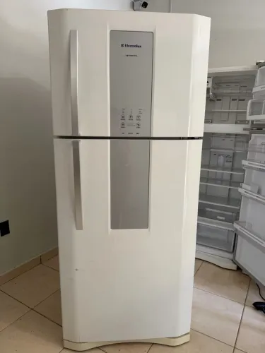 Geladeira Eletrolux Duplex Fros Fre 560 Litros 220v com garantia