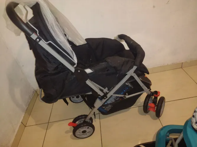 Carrinho e andador