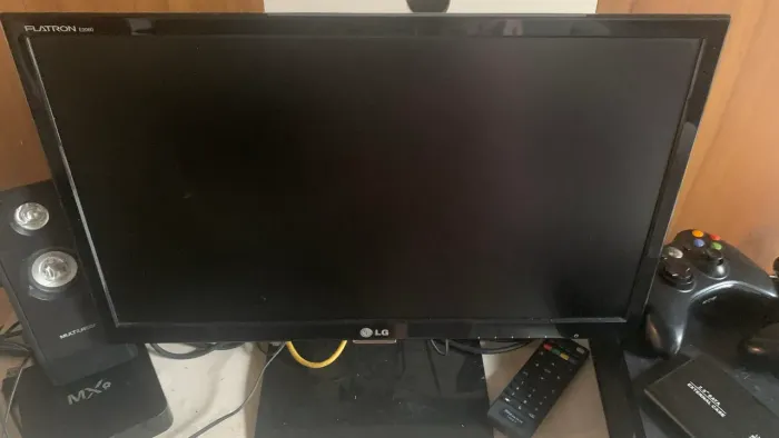 Vendo monitor LG 21 pol