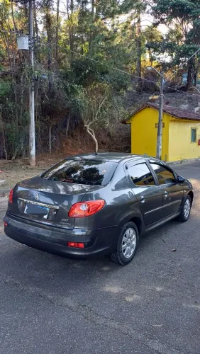 Peugeot 207 Sed. Passion XR Sport 1.4 Flex 8V 4P 2011