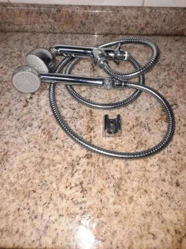 Vendo chuveiro Deca com desviador e Ducha Max 1975c Acabamento cromado