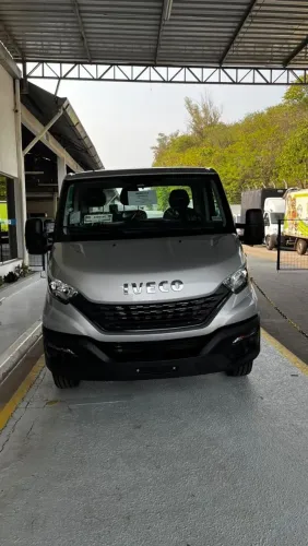 Assumo financiamento de Iveco Daily 30-160