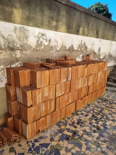 Tijolo de 8 furos do grande 