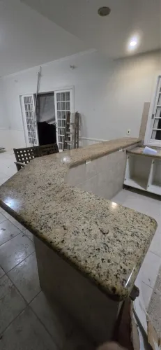 Tampo de granito para balcão