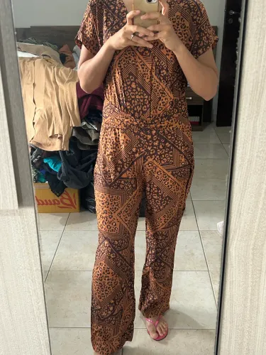 Macacão de viscose estampado P