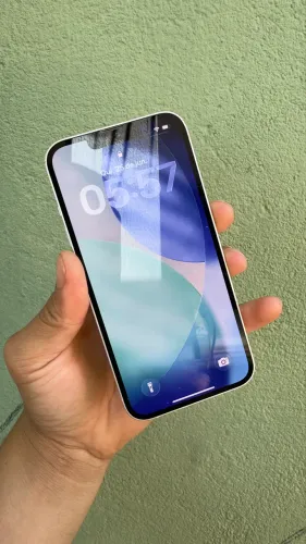 Vende-se iPhone 13 
