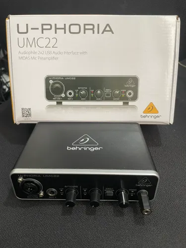 interface de áudio u phoria umc22