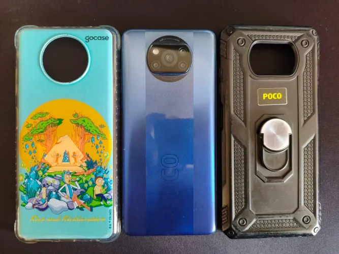Poco X3 Pro 8gb RAM 256gb de armazenamento.