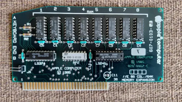 Interface de 80 Colunas com 64KB de Ram para APPLE IIE , mod: "AIIE 80COL/64K" - Testada
