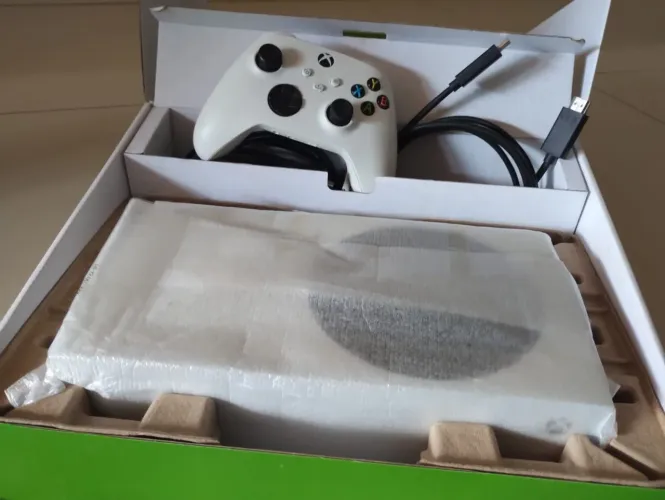 Vendo: XBOX SERIES S