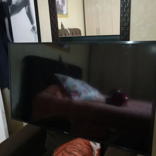 TV SAMSUNG 49 SMART LCD PARA CONCERTO OU RETIRIDA DE PEÇAS TELA NÃO ESTÁ QUEBRADA