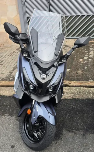 Dafra Cruisym 300