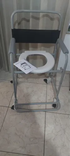 Cadeira de Banho e sobre vaso, Higiênica, Dobrável, até 100kg, D30 Dellamed