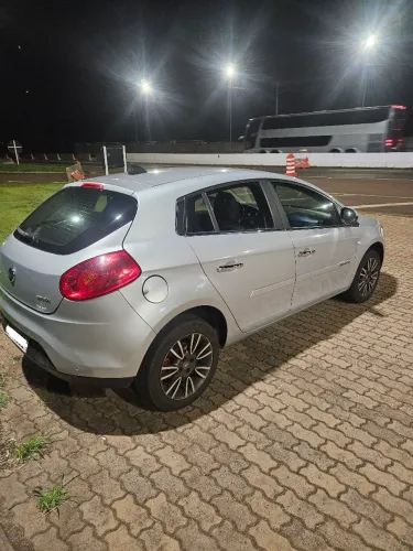 Fiat Bravo Essence 1.8 Flex 16V 5P 2011