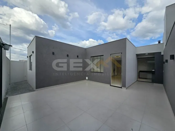 Casa à Venda com 03 Quartos no Bairro Campina Verde em Divinópolis MG.