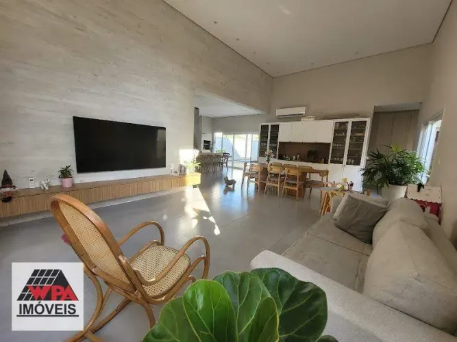 Casa Condomínio em Americana