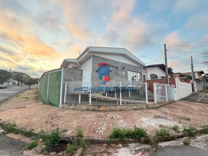 Casa para alugar em Campinas, Taquaral, com 4 quartos, com 260 m²