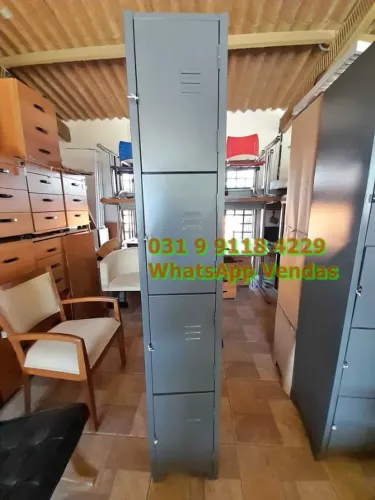 Escaninho de Aço Roupeiro com 4 Portas - Novo - Entrega Grátis