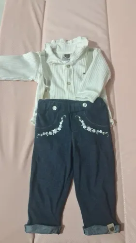 Roupa de bebê menina
