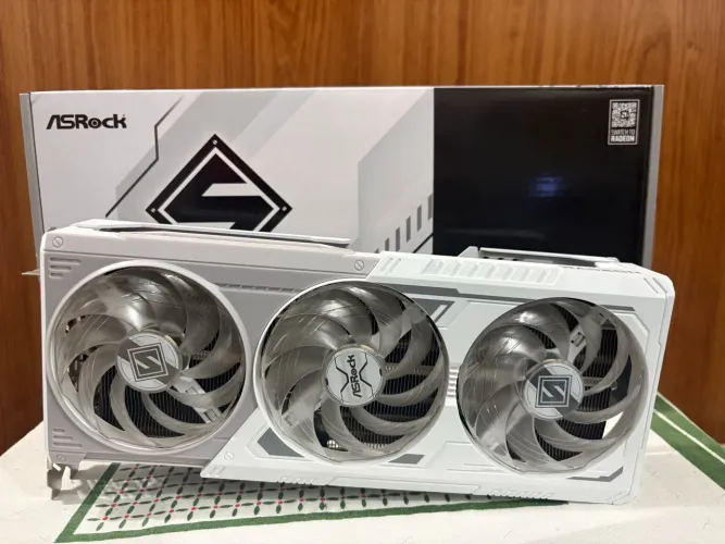 RX 9070 STEEL LEGEND OC 16GB