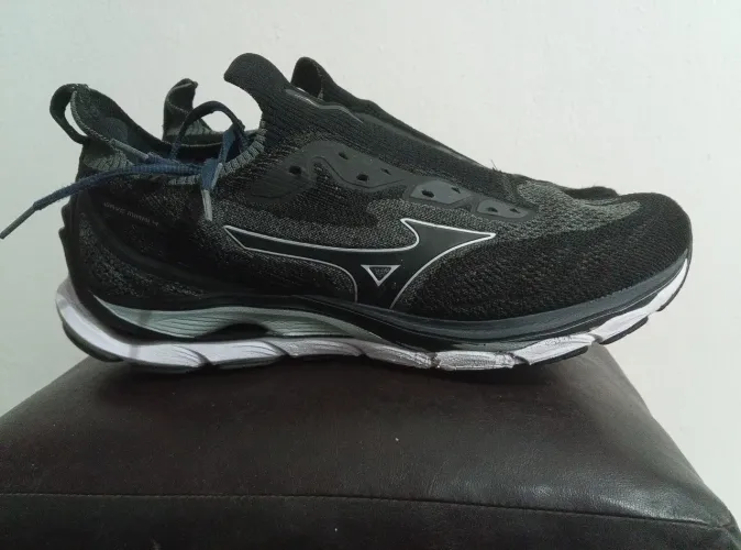 Tênis Mizuno profice