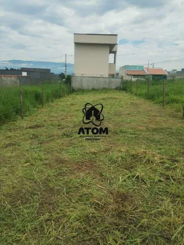 Terreno comercial a venda no bairro Quinta da Santa Cruz em Taubaté