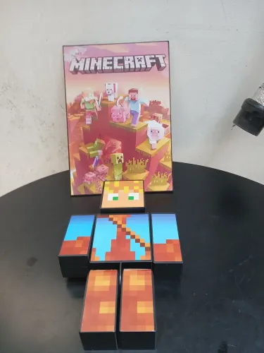 Quadro + boneco minecraft