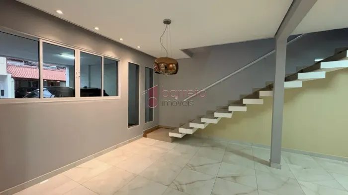 SOBRADO TRIPLEX PARA VENDA E LOCAÇÃO NO CONDOMÍNIO DOS METALÚRGICOS - JUNDIAÍ/SP