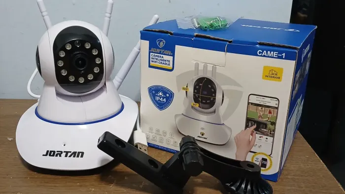 Camera Ip Wifi 3 Antenas Babá Eletrônica Yoosee 360° Branco