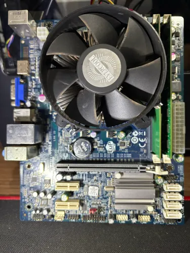 Kit Placa-Mãe H61 (LGA 1155) + i5-2400 + 6GB DDR3