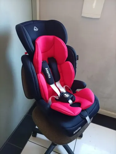 Cadeirinha infantil acento elevado vai de brinde