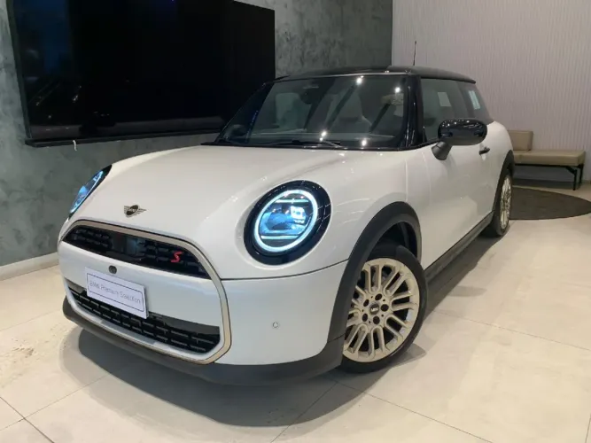 Mini Cooper 2.0 16V Twinpower Gasolina S 2P Steptronic 2025