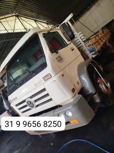 CAMINHA VOLKSWAGEN 15-180 WORKER Carroceria em madeira