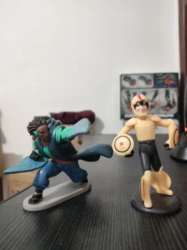 Brinquedos Big Hero Personagens