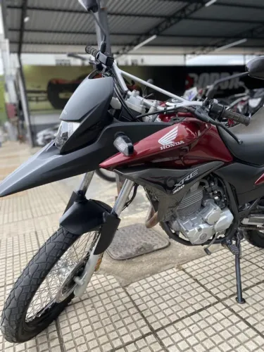 XRE 300 2011