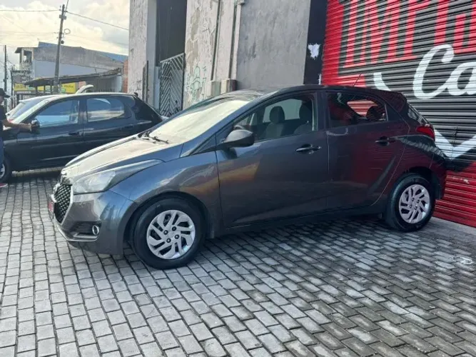 Hyundai HB20 Unique 1.0 Flex 12V Mec. 2019