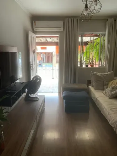 VENDO CASA  TERREA COM DUAS SUITES NA VILA PREL ( IT0005 )
