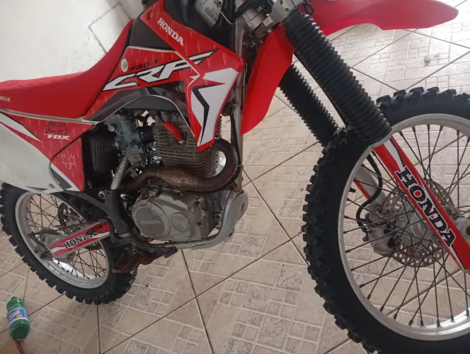 CRF 230 2017 impecável moto pra exigente, toda revisada , só pegar e andar