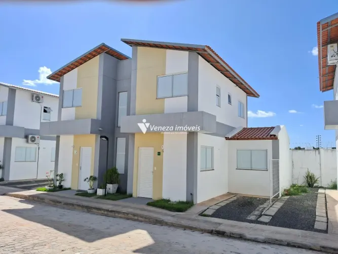 Casa Duplex com 3 Quartos no Nicanor Park | Verde Lar