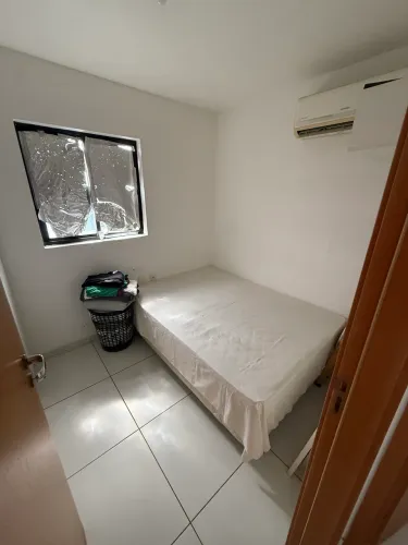 Alugo apartamento todo mobiliado no farol em frente ao quartel do exército