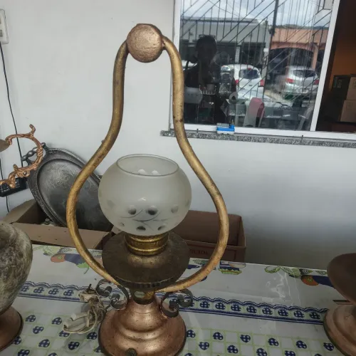Antiguidade (RETIRADA NO LOCAL)