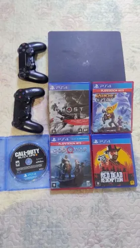 PS4 + JOGOS + 2 CONTROLES