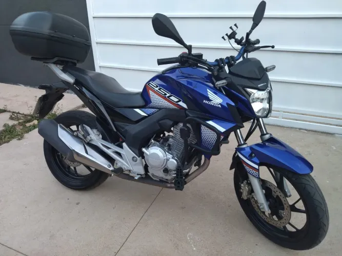 Cb Twister ano 2022. Moto nova