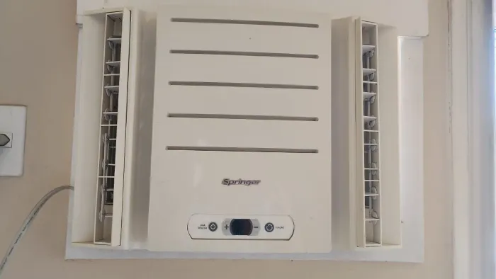 Ar condicionado Springer valor 750 reais