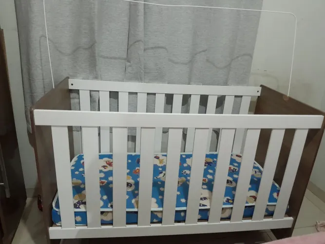 Vendo berço de bebê 