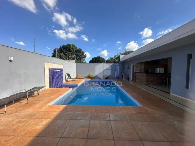 Chácara para alugar, 550 m² por R$ 3.800,00/mês - Conjunto Habitacional João de Barro Thaí