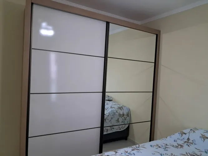 Guarda roupa de casal